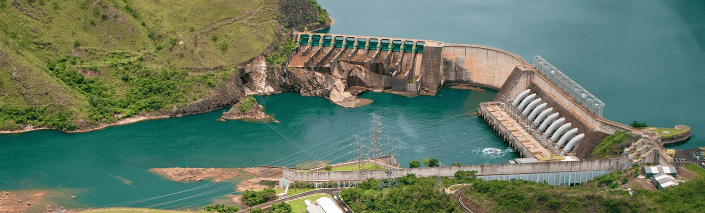 Imagem da represa da Usina de Mascarenhas de Moraes